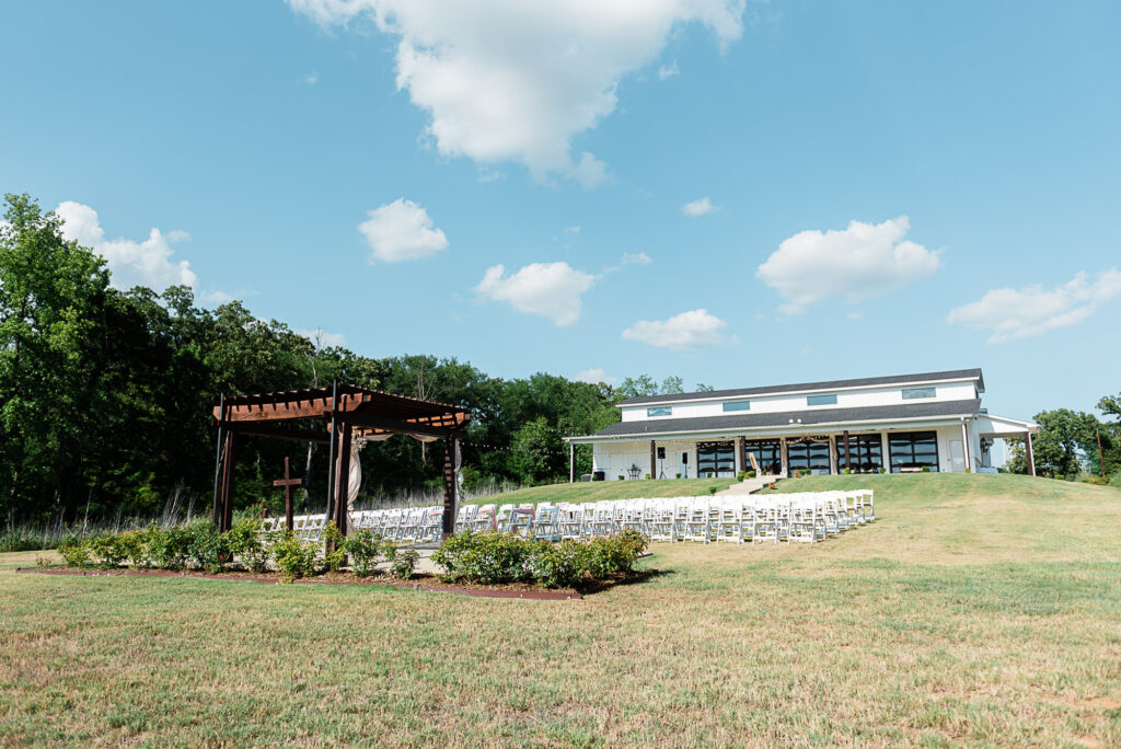 Belle Vue Wedding Venue in Tyler, TX by Sulphur Springs Photographer, Candace Pair