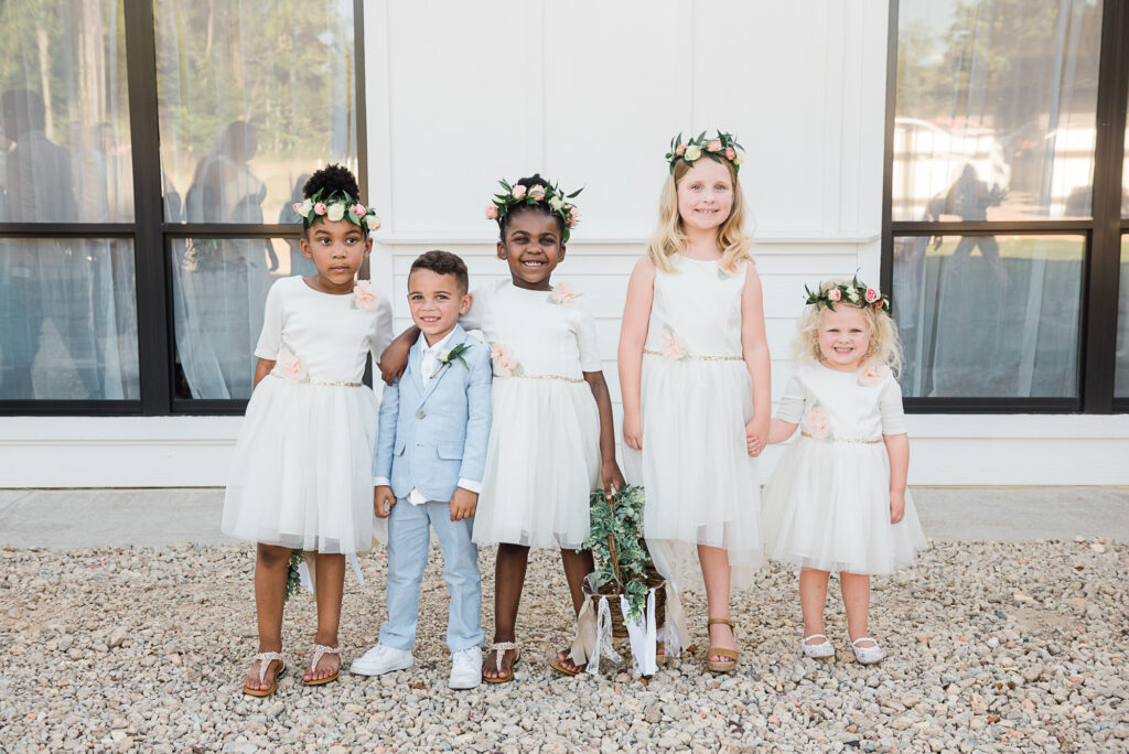 Kids Belle Vue Wedding Venue in Tyler, TX by Sulphur Springs Photographer, Candace Pair