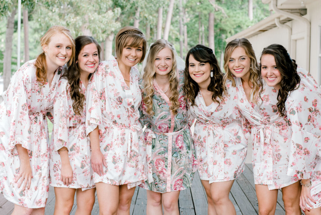 Bridesmaids at Lake Tyler Petroleum CLub | Texas Wedding Photographer